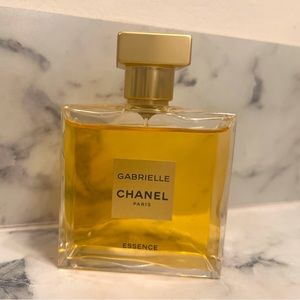 Chanel Gabrielle Essence